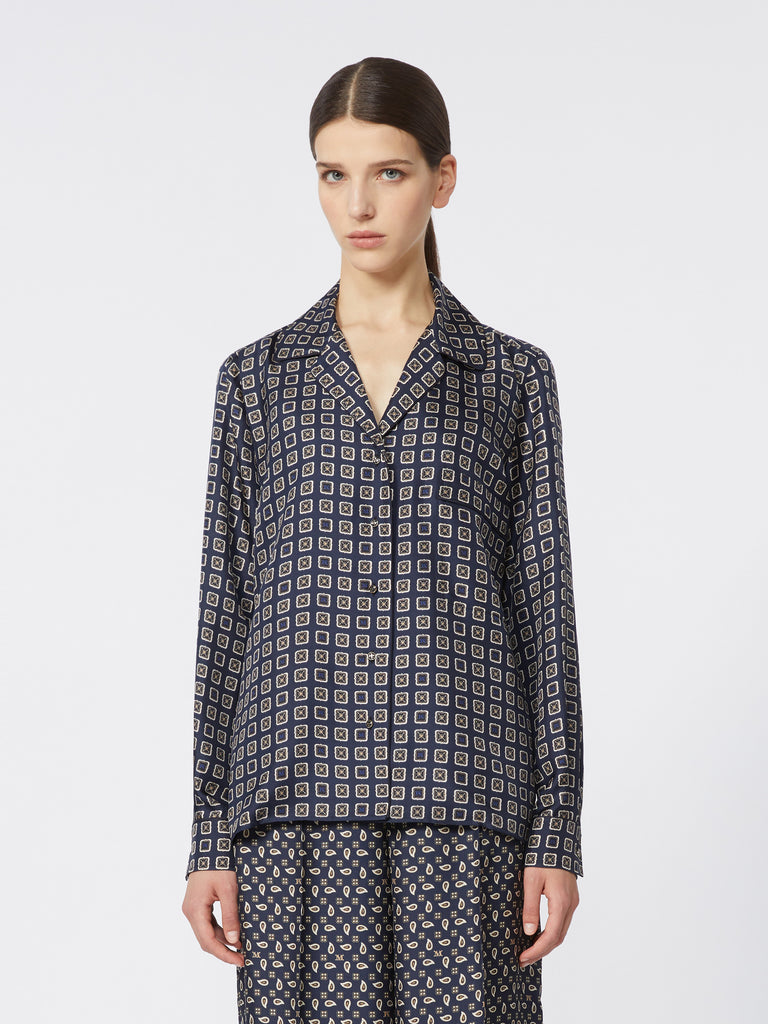 Semi-fitted printed silk shirt