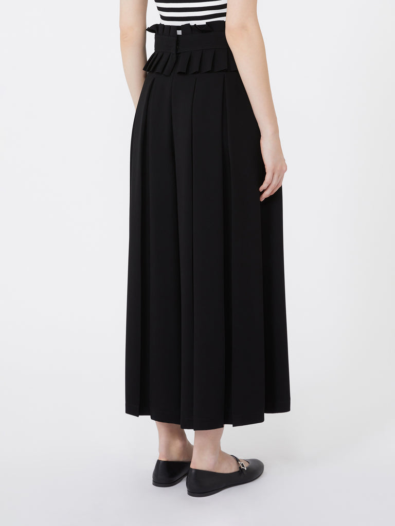 Plissé-pleated cady trousers