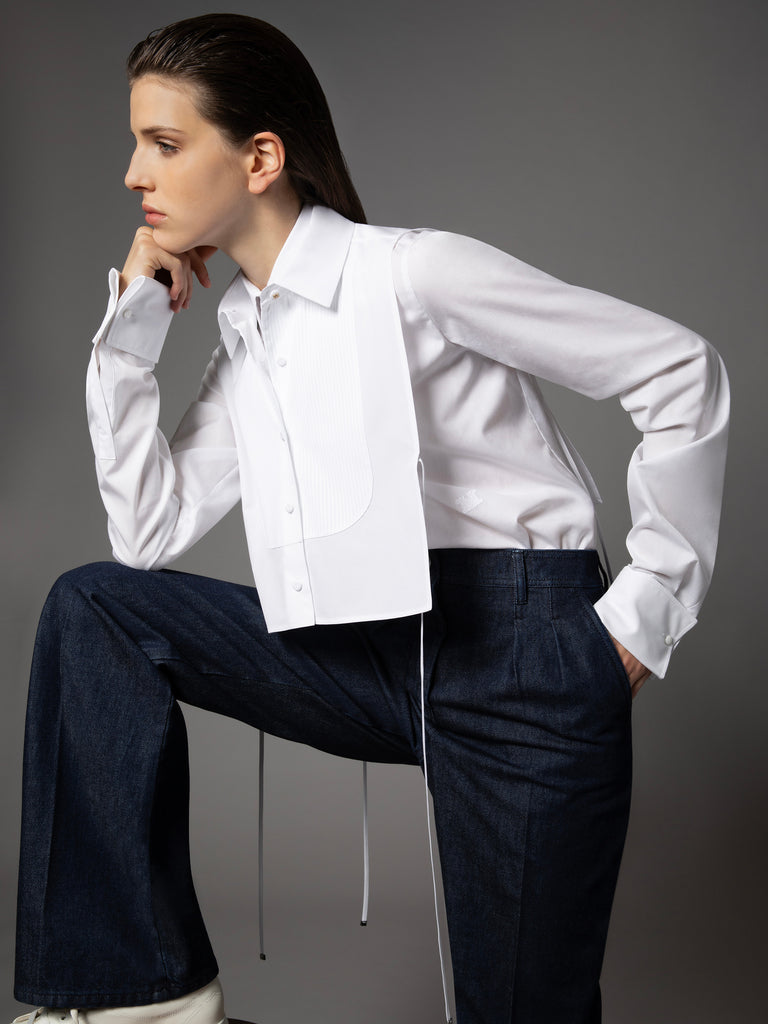 Wide-leg denim jeans