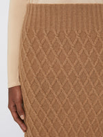 Camel yarn skirt