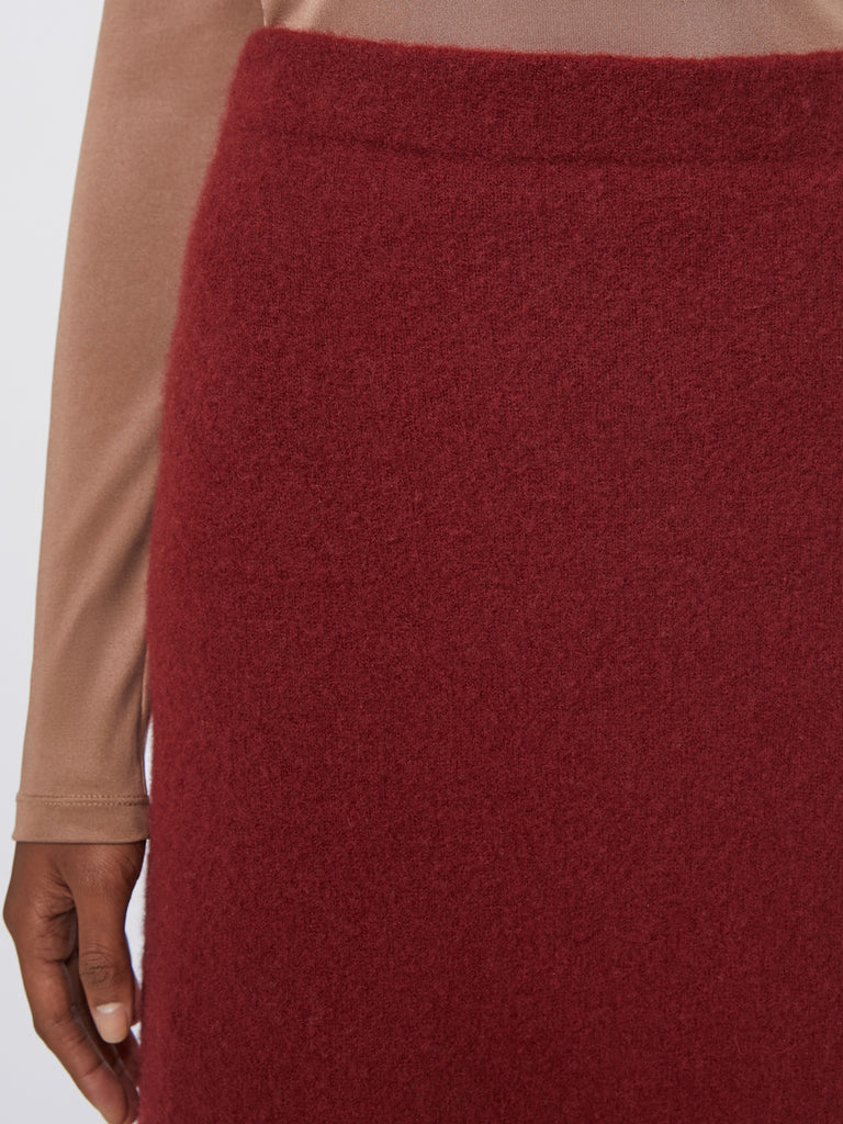 Stretch cashmere yarn skirt