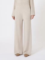 Cashmere yarn trousers