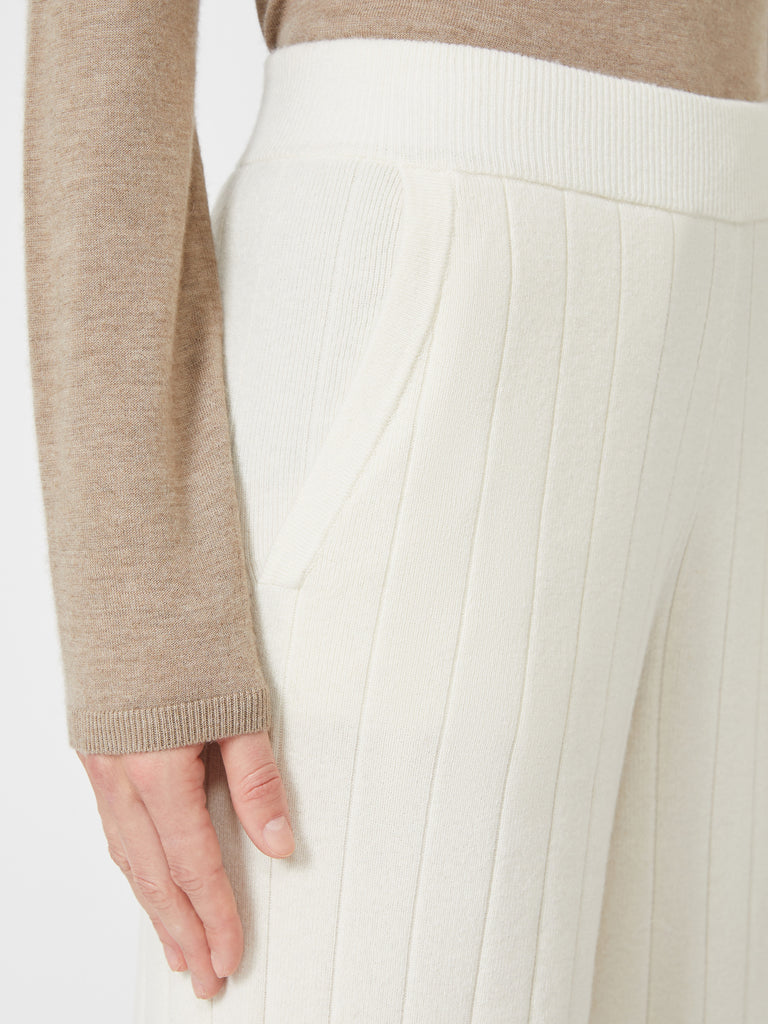 Cashmere jogging trousers