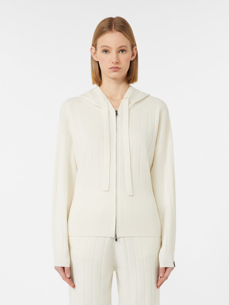 Cashmere yarn cardigan