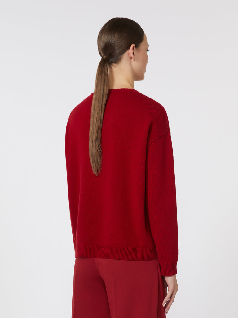 Oversized wool and cashmere sweater