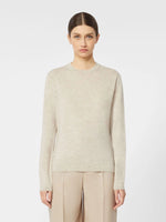 Cashmere yarn sweater