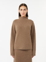 Boxy jumper in stretch cashmere yarn