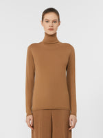 Wool knit turtleneck jumper