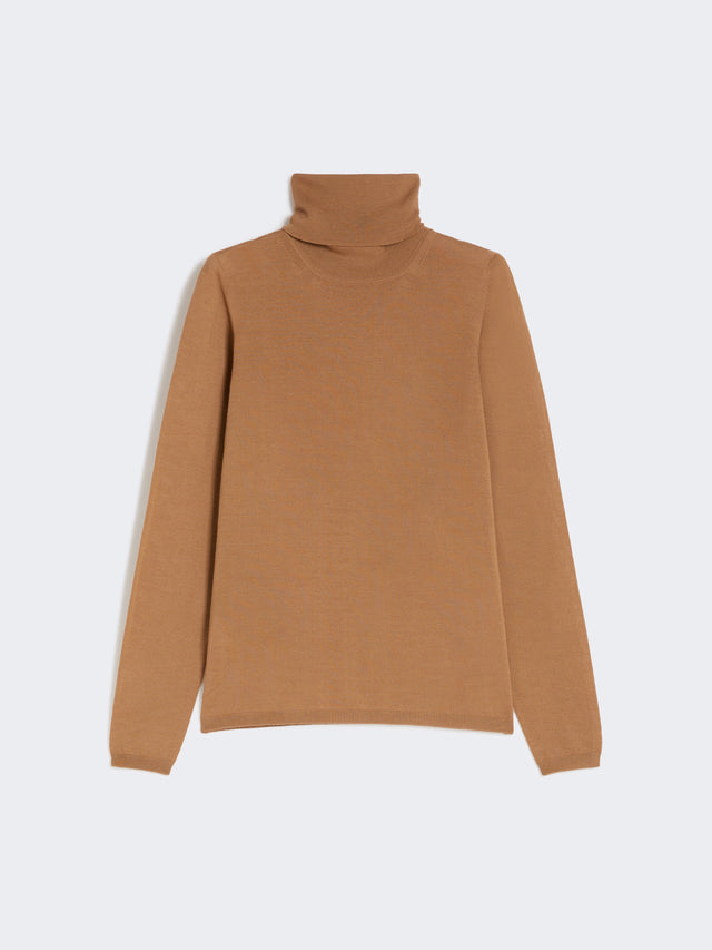 Wool knit turtleneck jumper