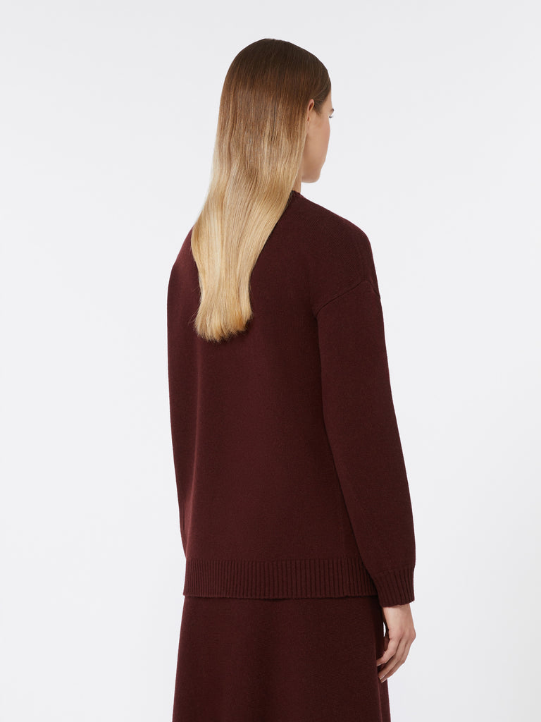 Wool and cashmere jumper