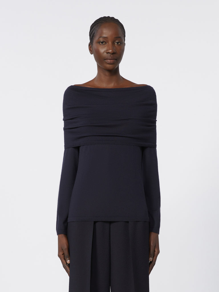 Lightweight cashmere sweater