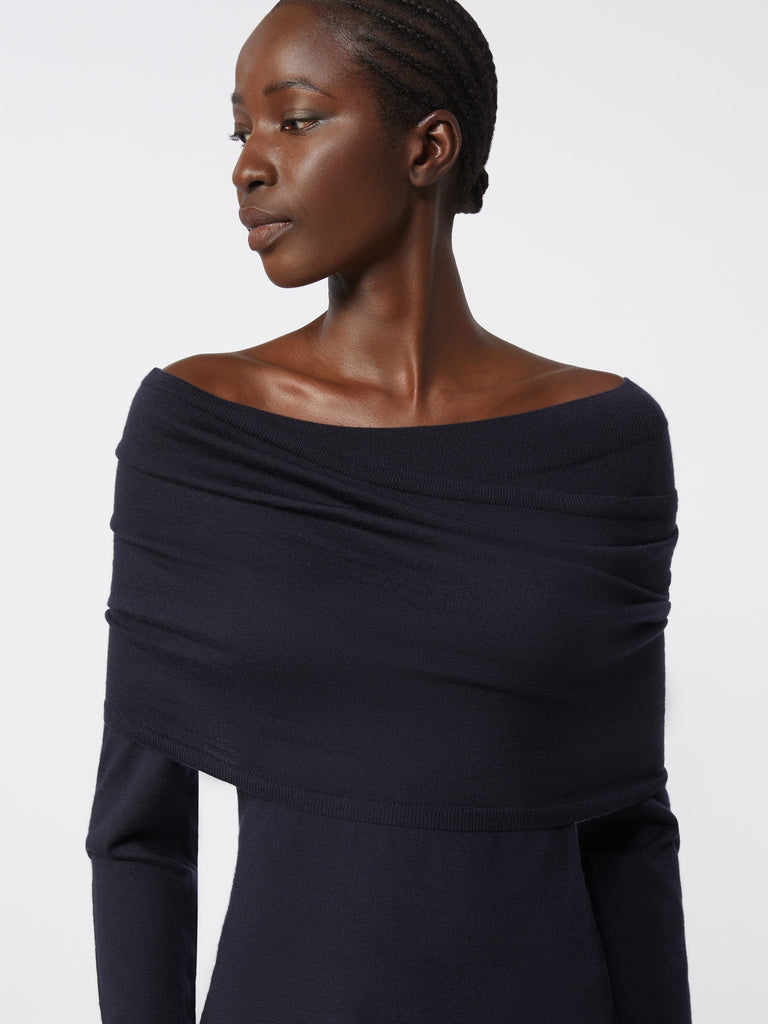 Lightweight cashmere sweater