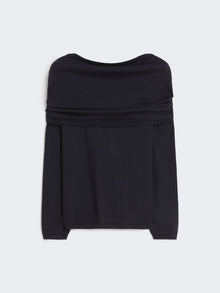 Lightweight cashmere sweater