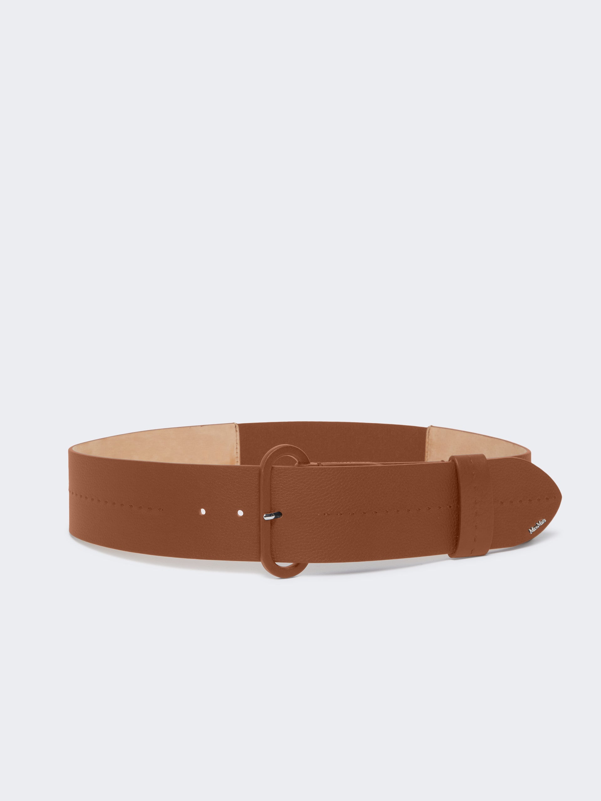 Semi-glossy leather belt