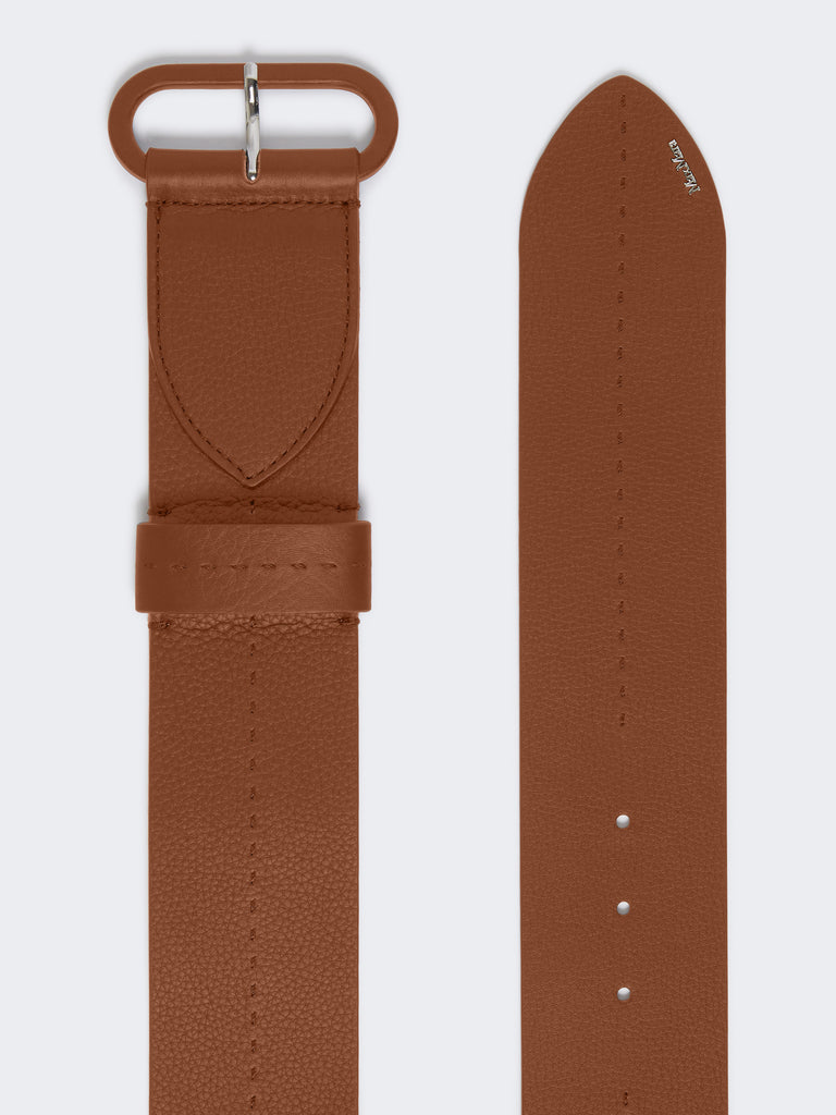 Semi-glossy leather belt