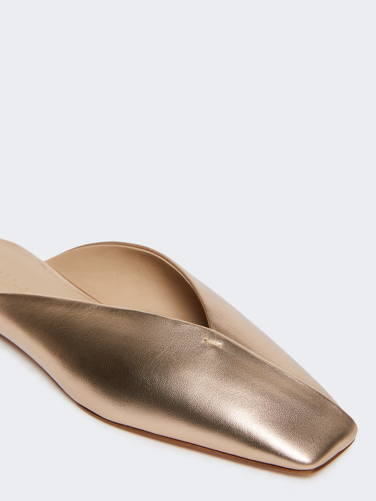 Laminated Nappa leather mules