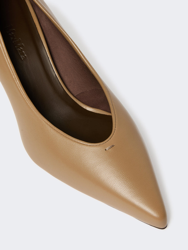 Nappa leather court shoes