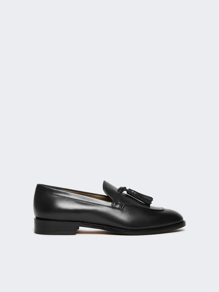 Tasselled leather loafers