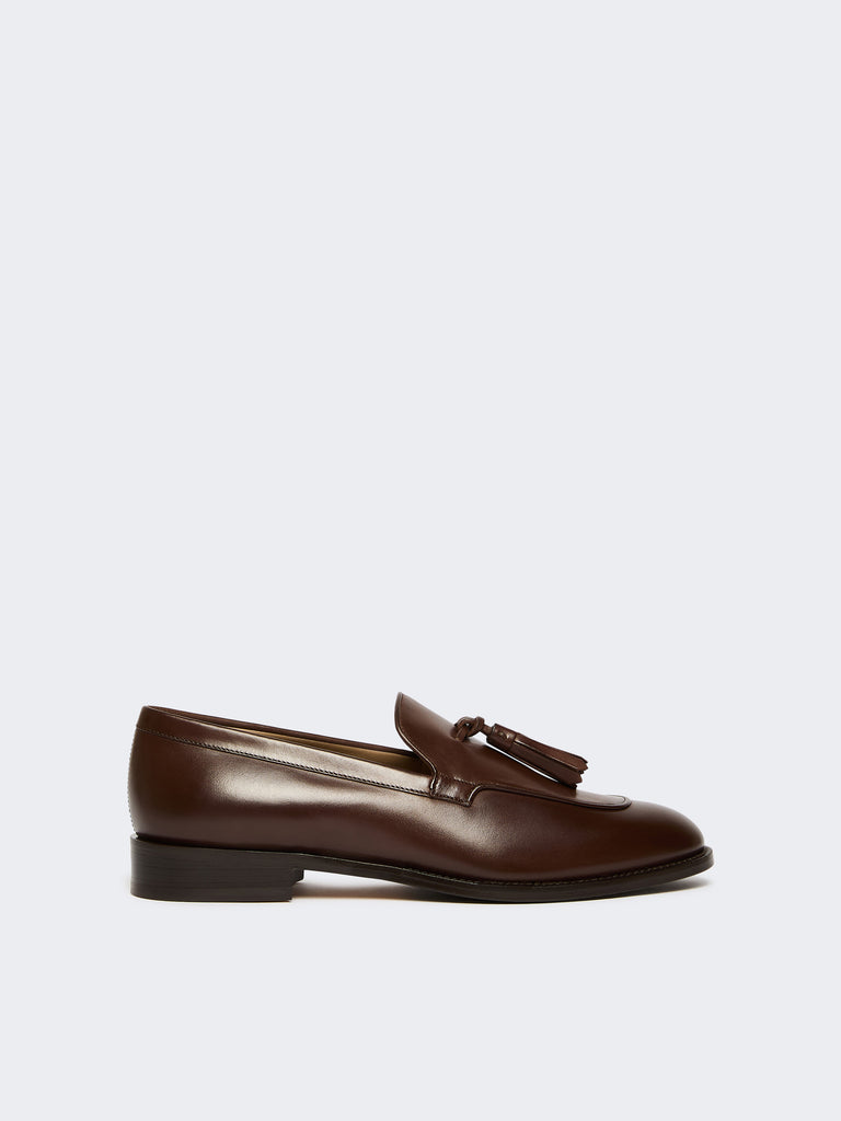 Tasselled leather loafers