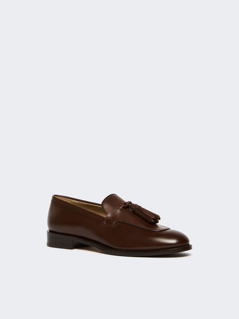 Tasselled leather loafers
