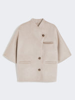 Long cropped cape in cashmere drap