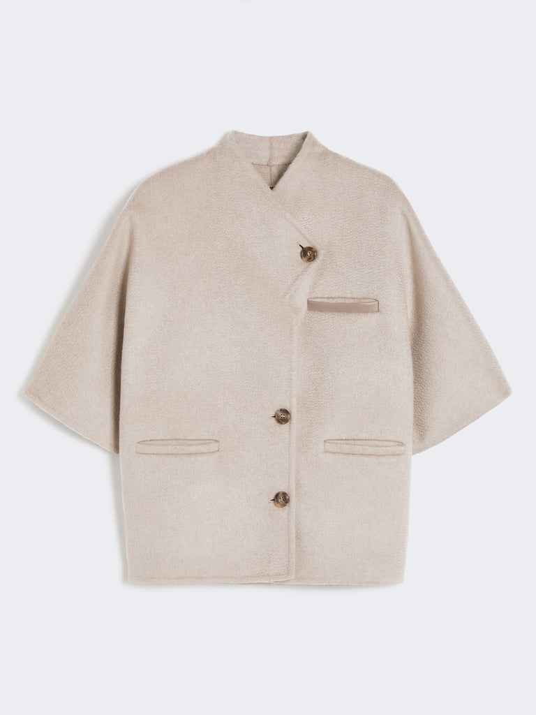 Long cropped cape in cashmere drap