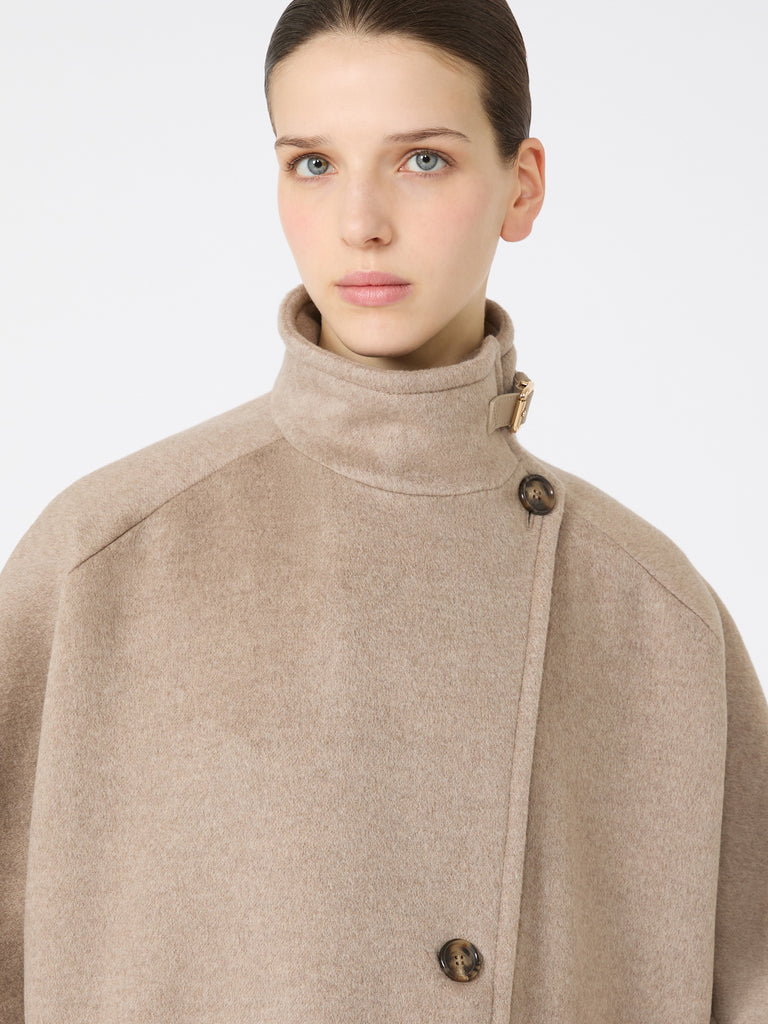 Lightweight cashmere broadcloth cape