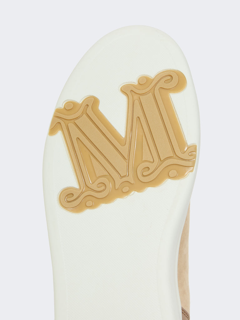 Urban suede sneakers