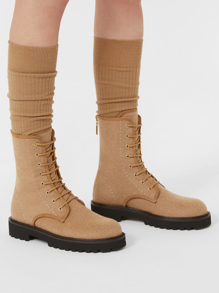Water-repellent camel combat boots