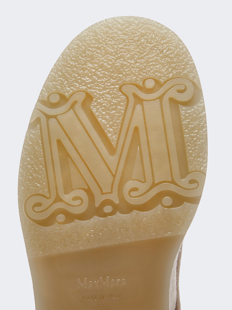 Combat boots in pure cashmere