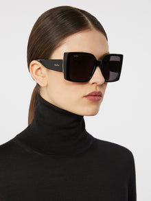 Oversized square sunglasses