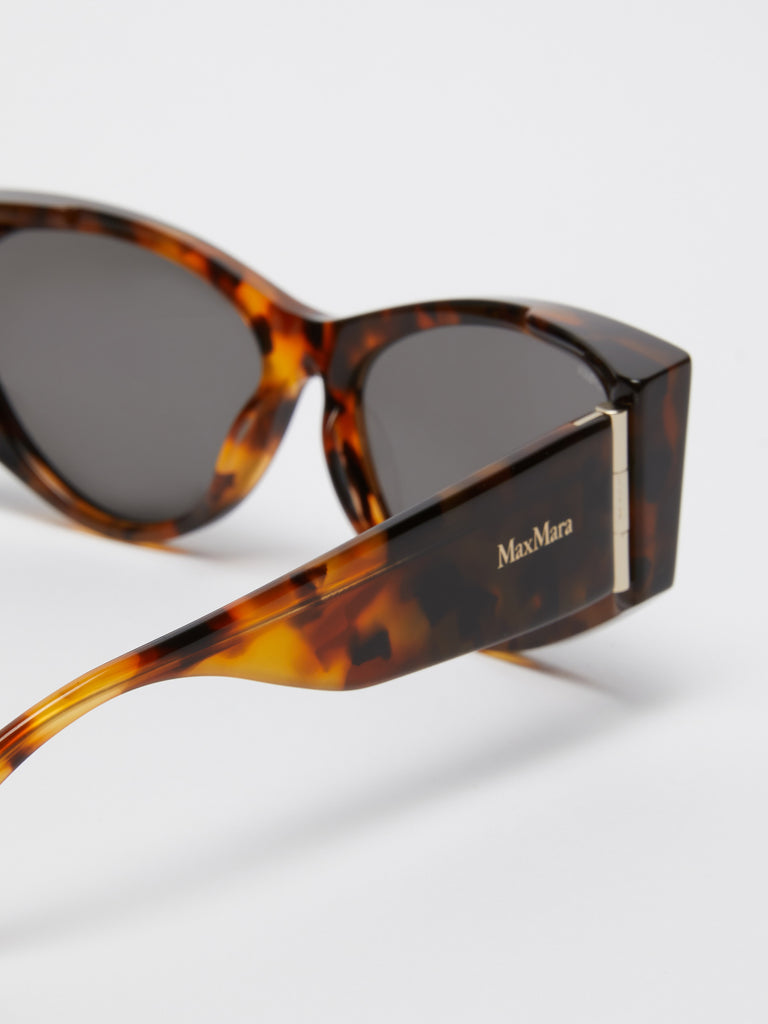 Soft cat-eye sunglasses