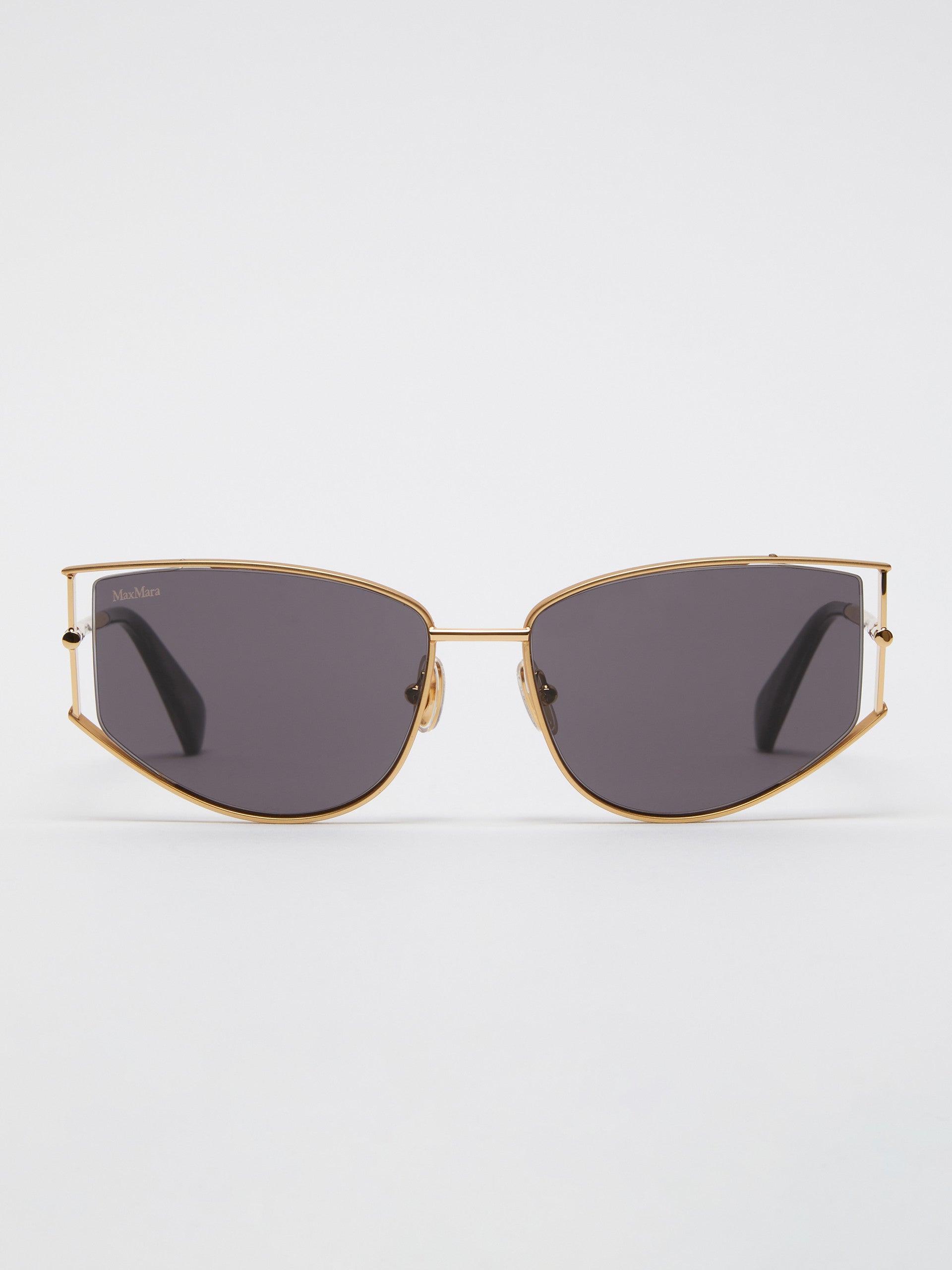 Cat-eye sunglasses