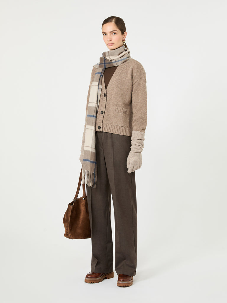 max mara v-neck wool yarn cardigan