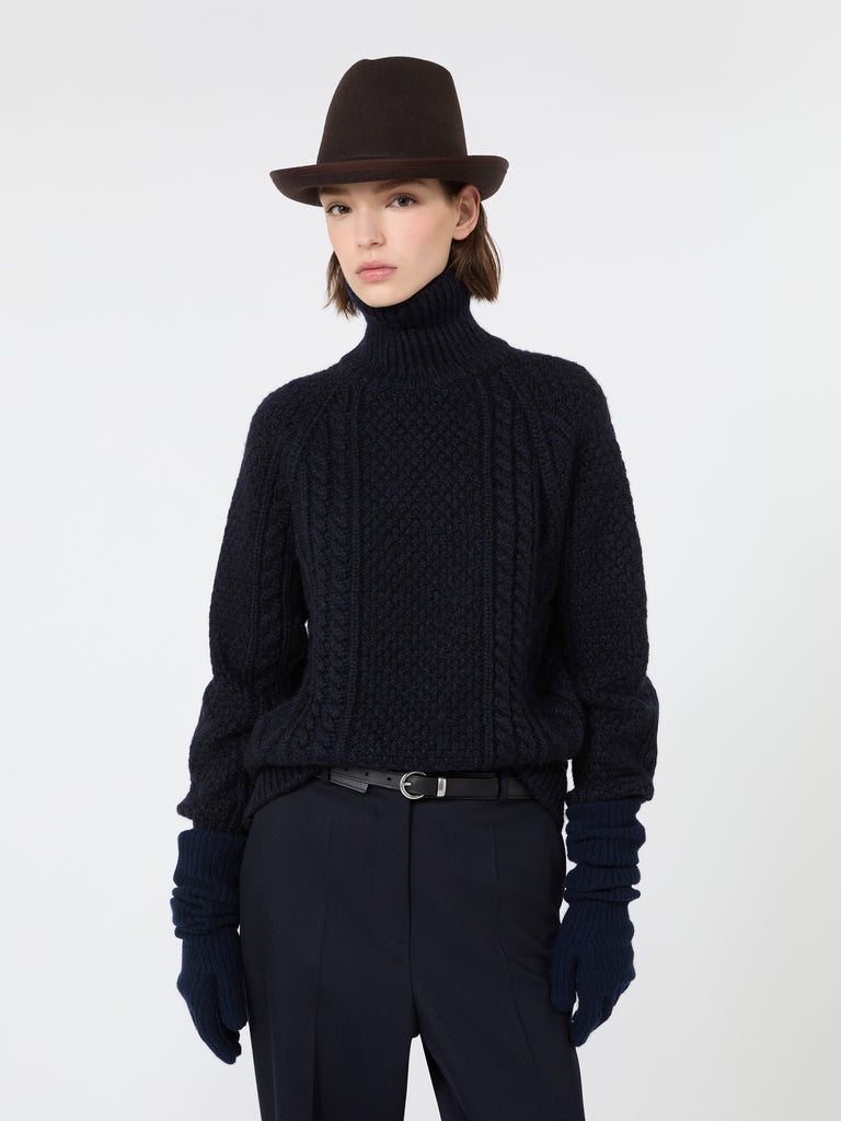 max mara wool yarn turtleneck aran jumper