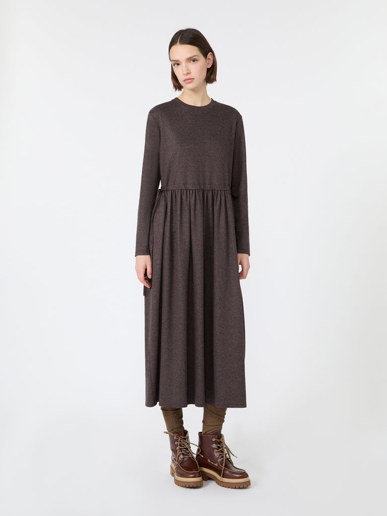 max mara فستان طويل من الجيرسيه بنمط جاكار