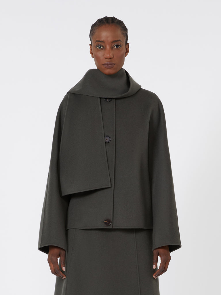 Cropped jacket in double-sided wool