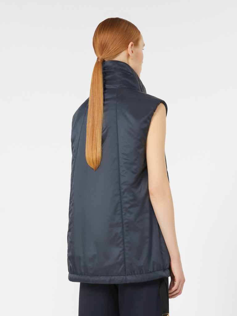 Water-repellent padded gilet