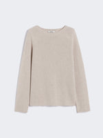 Comfortable wool and cashmere sweater