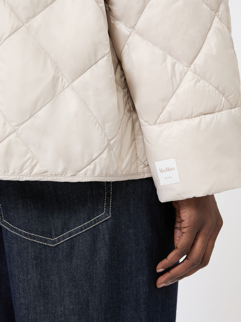 Short water-repellent canvas down jacket