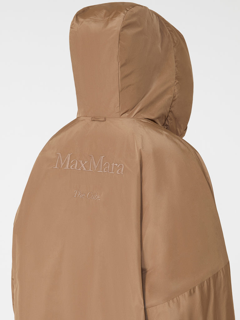 max mara جاكيت داون قابل للارتداء على الوجهين طارد للماء من صوف الجمل والتافتا