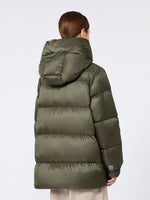 Down jacket in water-repellent canvas