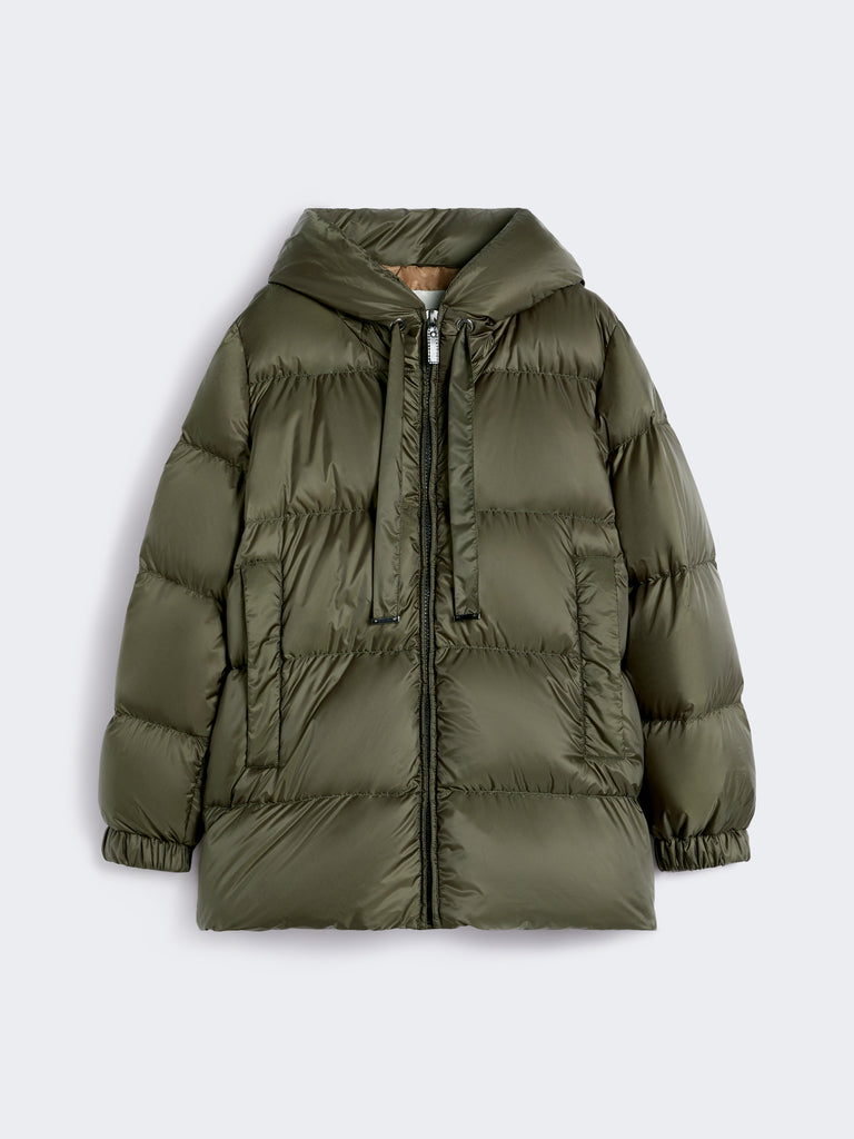 Down jacket in water-repellent canvas