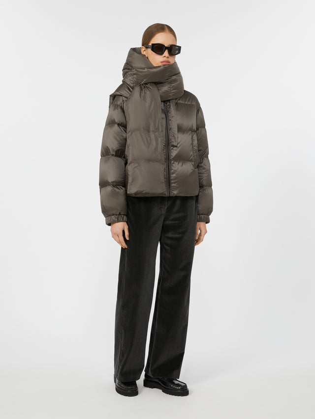 Cropped down jacket in water-repellent technical fabric
