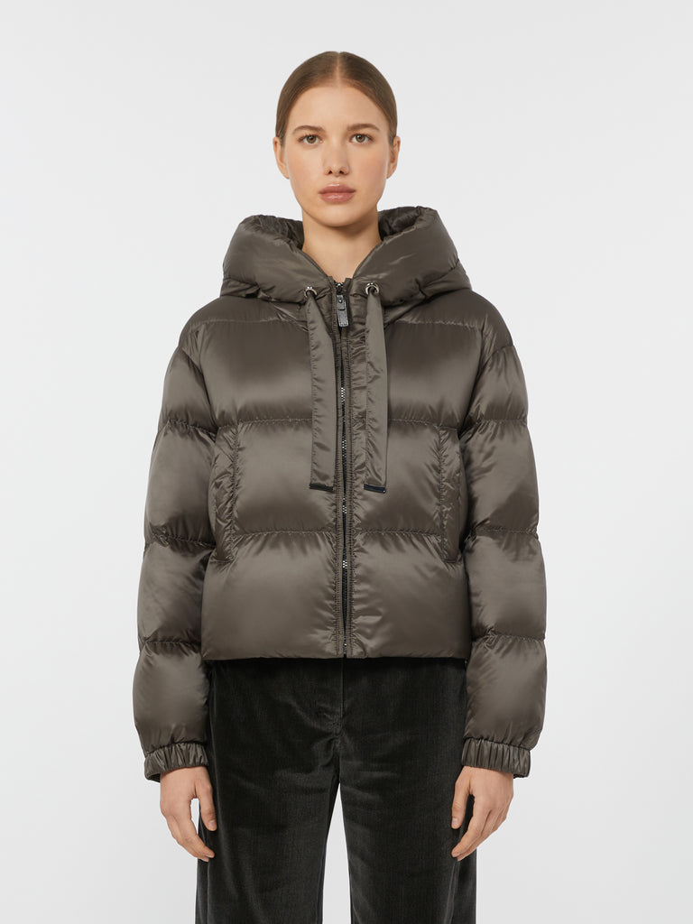 Cropped down jacket in water-repellent technical fabric