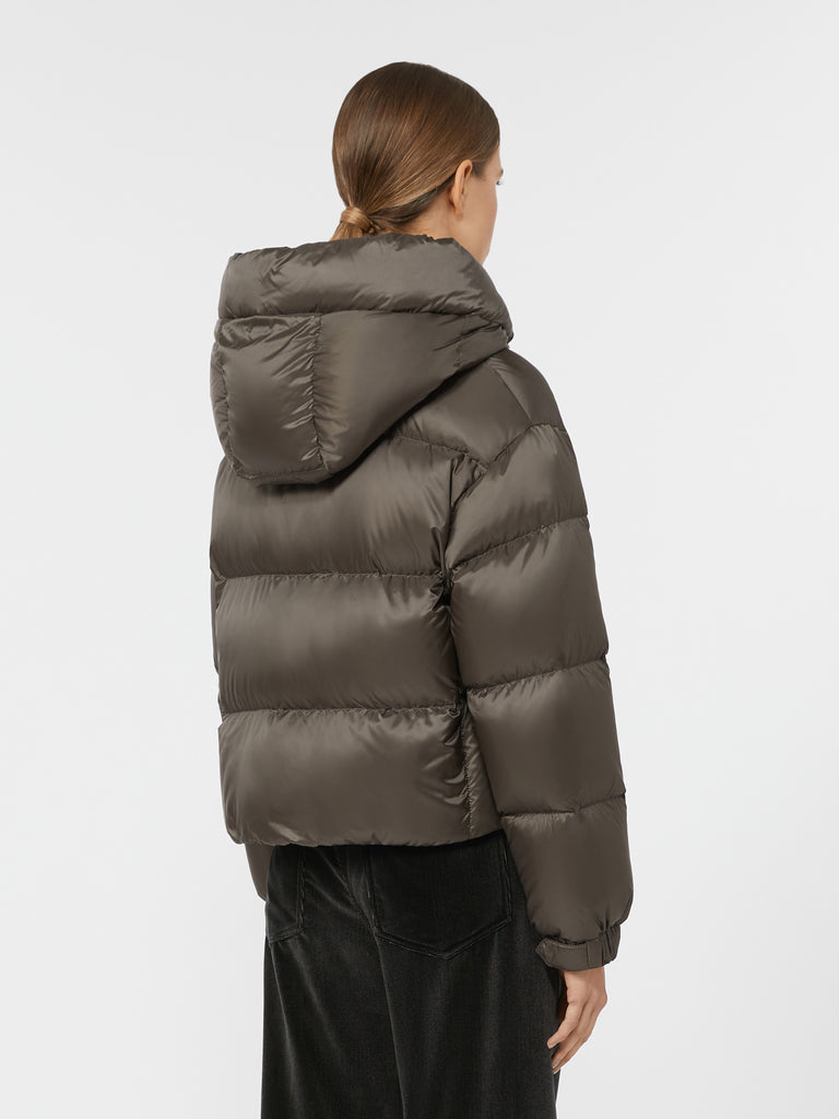 Cropped down jacket in water-repellent technical fabric