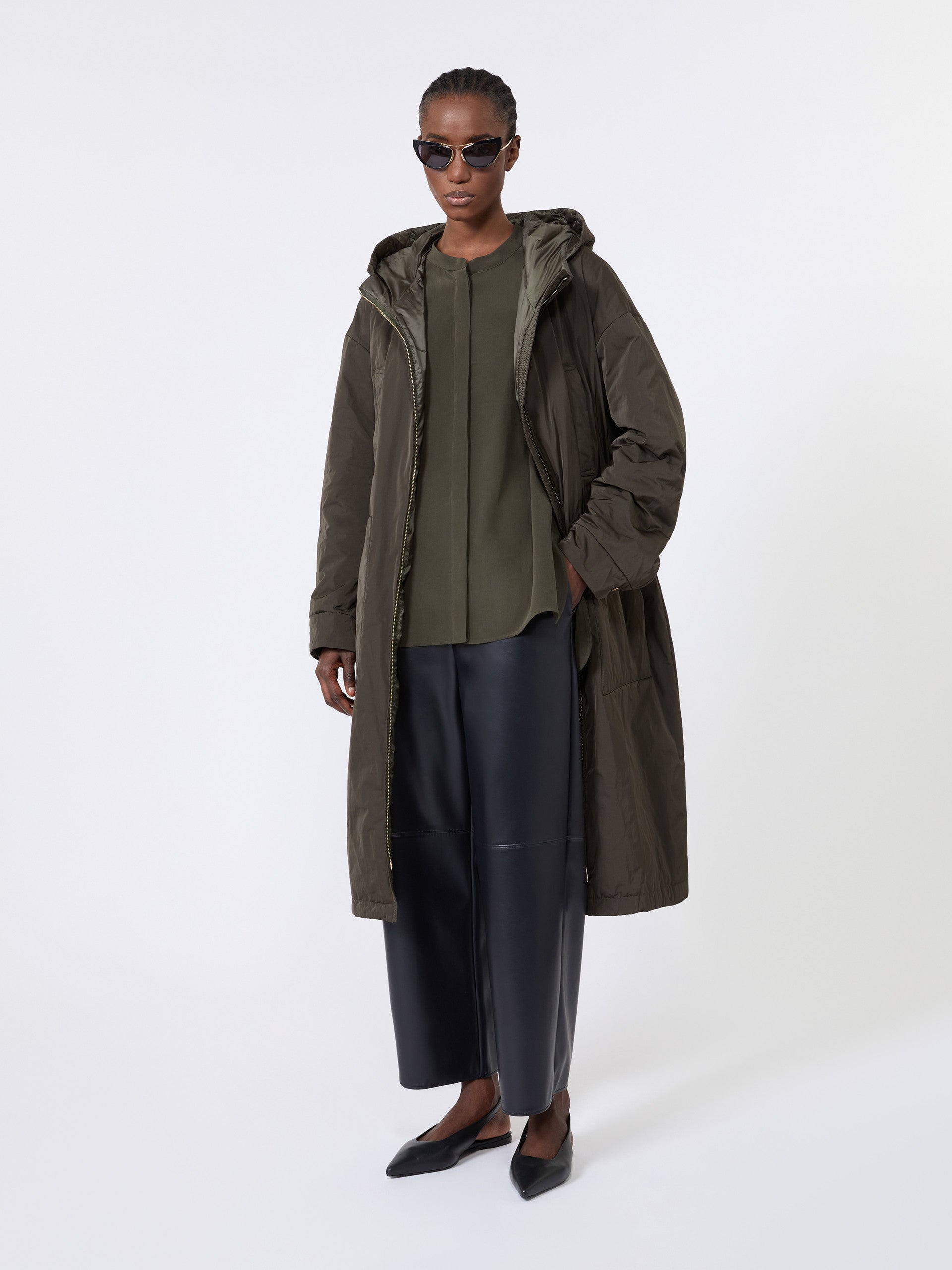Long, Reversible Padded Parka In Radzmir And Water-Repellent Canvas for Women - Kaki - Max Mara KSA