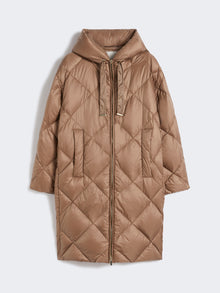 Down jacket in iridescent water-repellent fabric