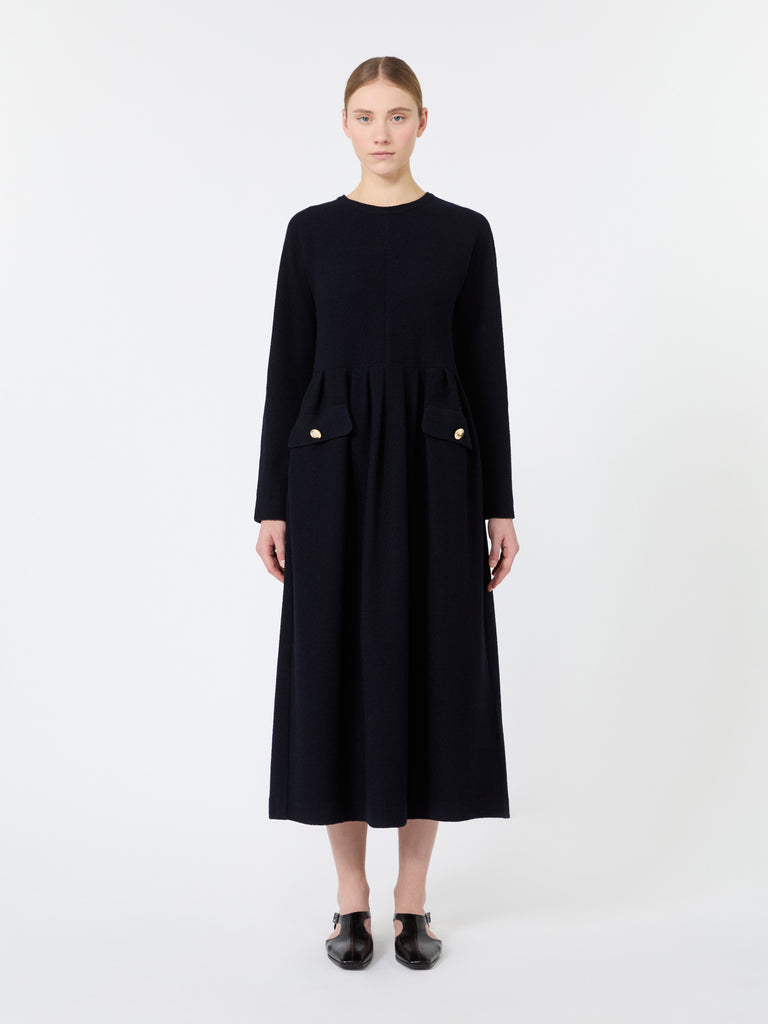 max mara فستان من الجيرسيه بمظهر بوكليه