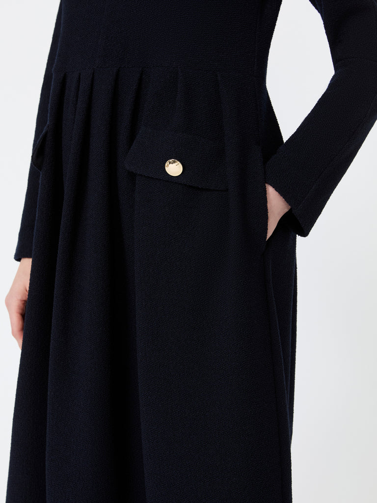 max mara فستان من الجيرسيه بمظهر بوكليه